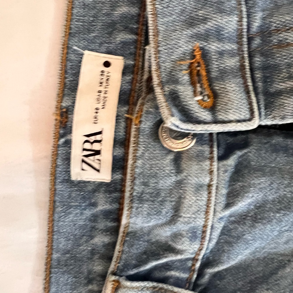 Zara jeans